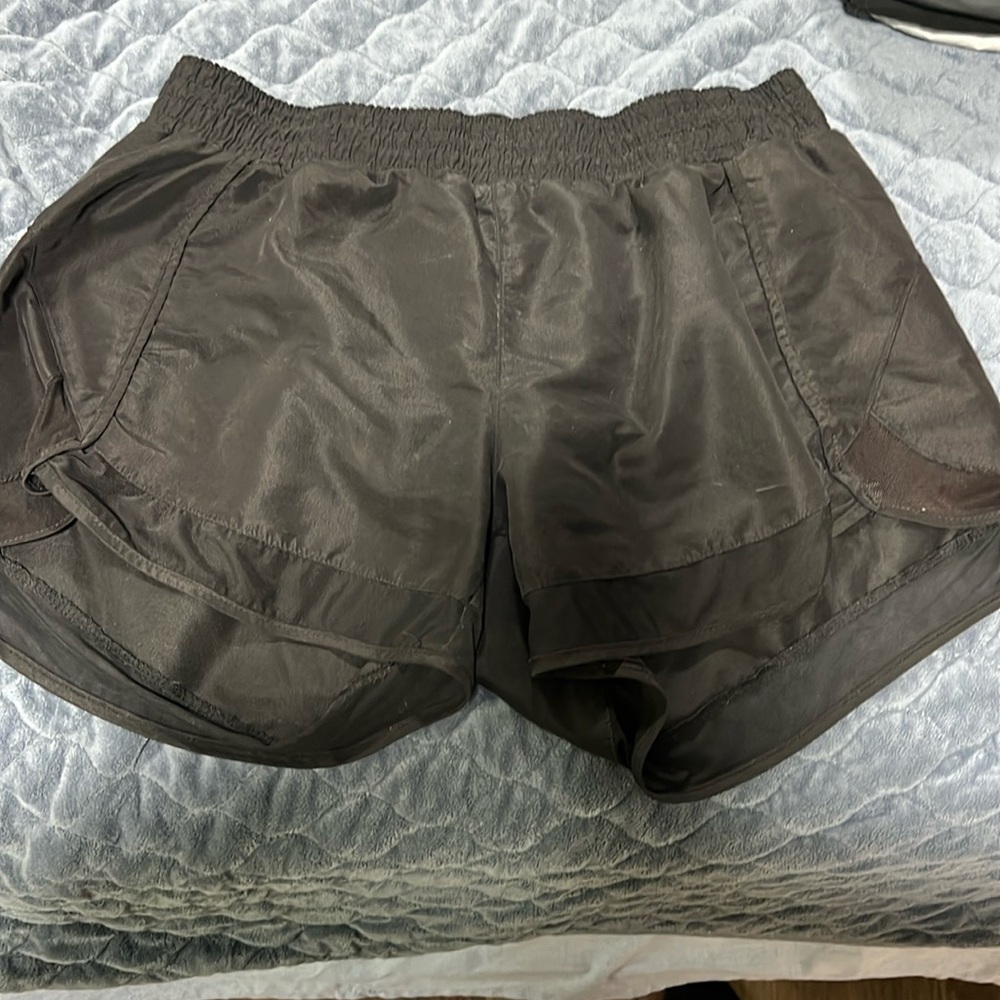 Black large activewear shorts no pockets